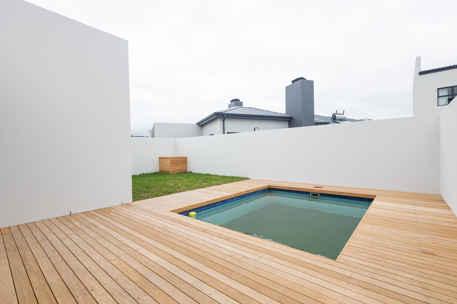 4 Bedroom Property for Sale in Sandown Western Cape